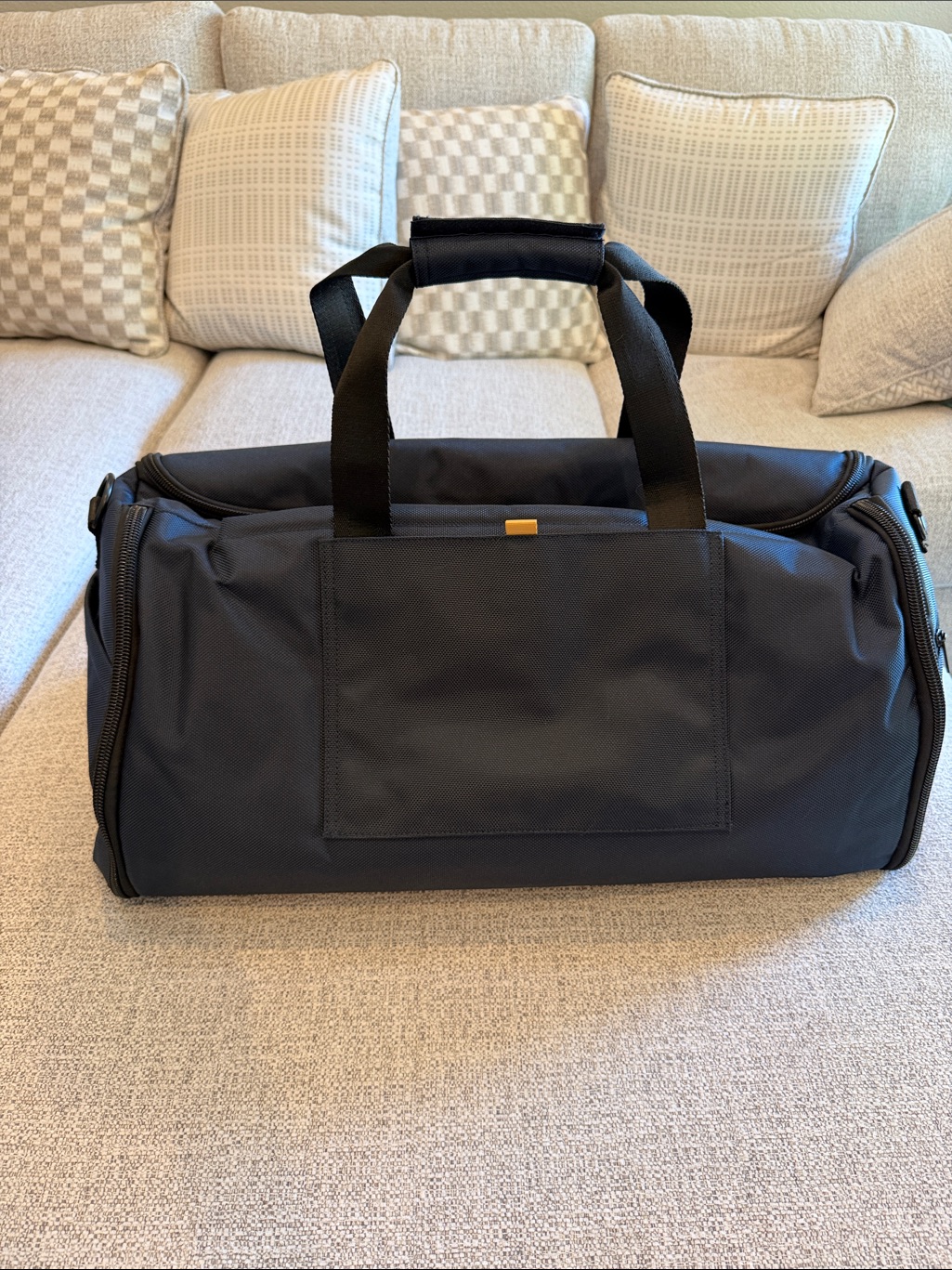 Halfday Premium Garment Duffel Navy Blue Embroidered Hyundai Logo Nwt — image 5 of 8